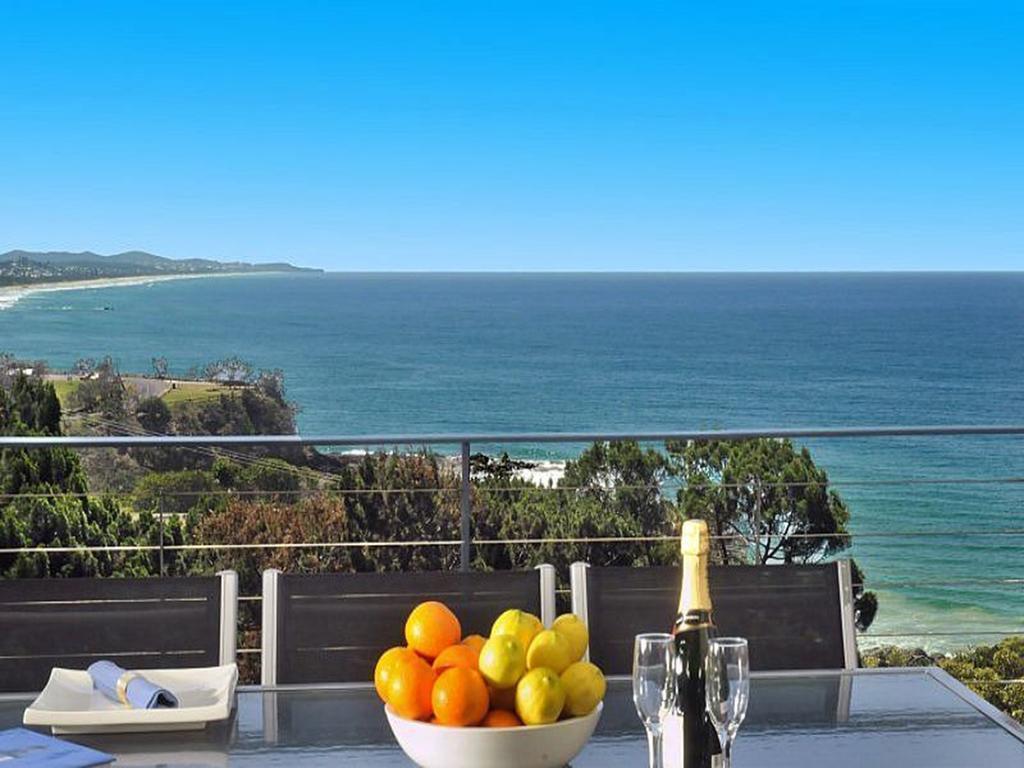 The Point Coolum Aparthotel Coolum Beach Bagian luar foto